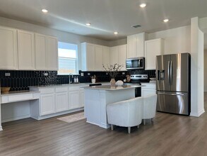 7910 Elise Falls in San Antonio, TX - Building Photo - Building Photo