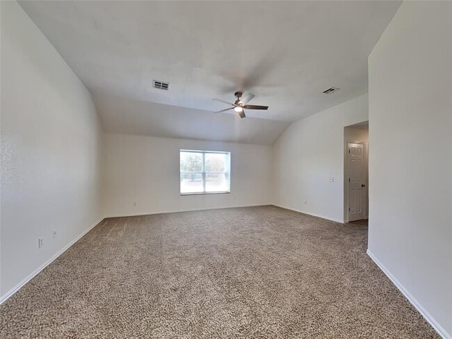 4504 Applegate Dr in Moore, OK - Building Photo - Building Photo
