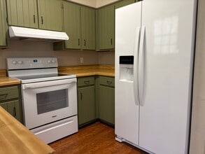 4201 Woodhill Ct in Tallahassee, FL - Building Photo - Building Photo