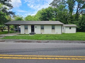 3801 Water St in Columbia, SC - Building Photo