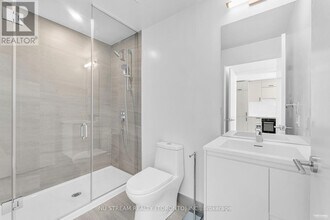 1 Kyle Lowry Rd in Toronto, ON - Building Photo - Building Photo