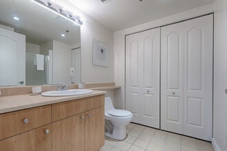 2757 Rue Saint-Patrick, Unit SI ID1261764P in Montréal, QC - Building Photo - Building Photo