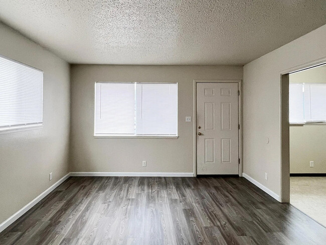 831 16th St, Unit 831