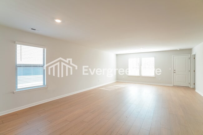 22677 Dashwood Ln in Athens, AL - Building Photo - Building Photo