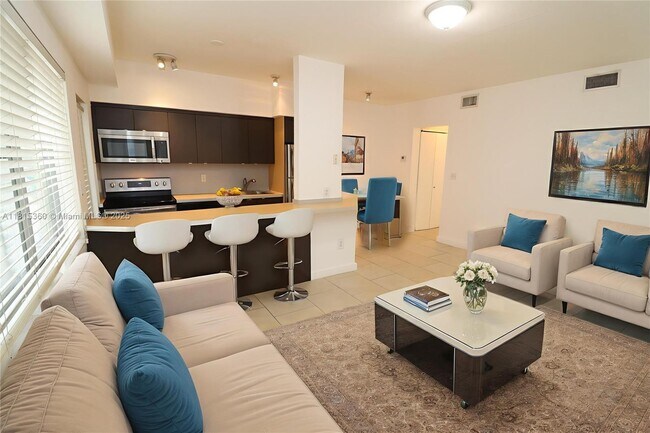 property at 6835 Rue Versailles Dr
