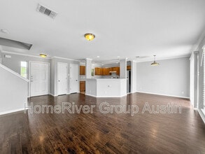 1103 Sunflower Ct in Leander, TX - Building Photo - Building Photo