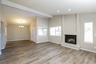 2228 E Flossmoor Ave in Mesa, AZ - Building Photo - Building Photo