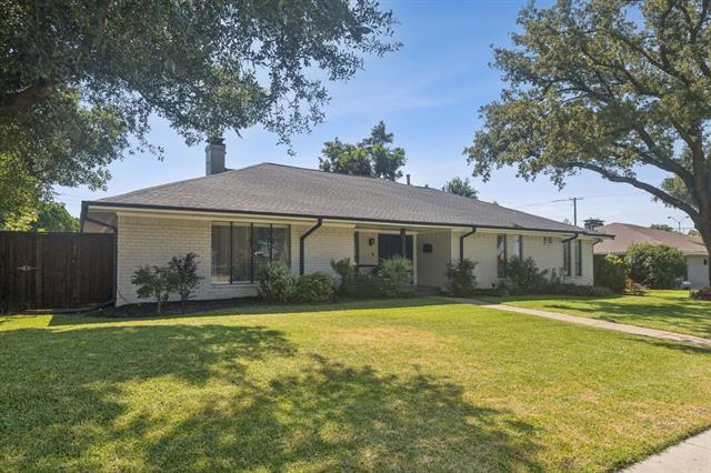 10010 Cromwell Dr in Dallas, TX - Building Photo - Building Photo