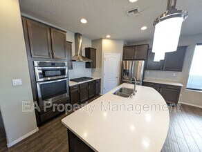 3905 Mountain Trail Loop NE in Rio Rancho, NM - Building Photo - Building Photo