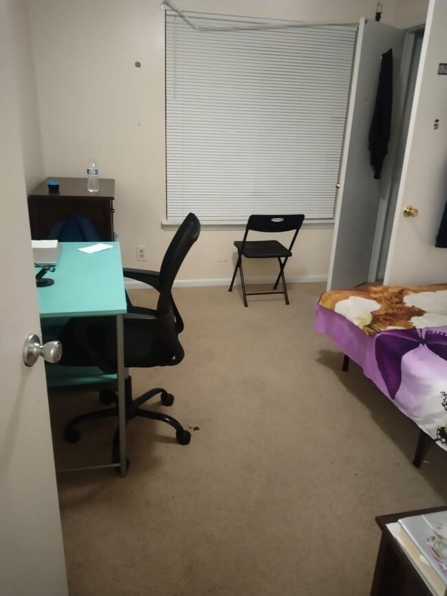 9523 University Terrace Dr, Unit Apt M University terrace in Charlotte, NC - Building Photo - Building Photo