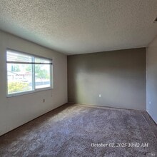 115 Isle Royale Cir in Vacaville, CA - Building Photo - Building Photo