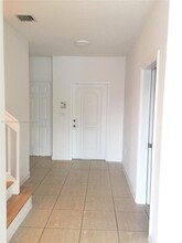 11192 NW 73rd St in Doral, FL - Building Photo - Building Photo