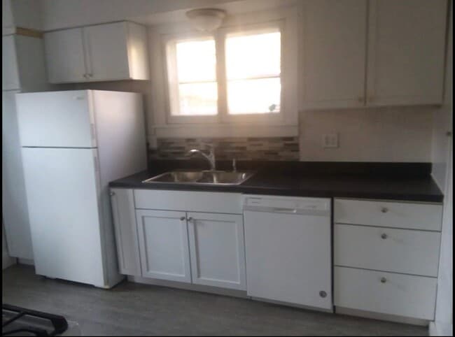 127 Maple St E in Amery, WI - Building Photo - Building Photo