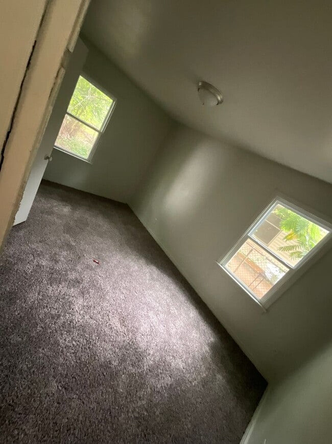 525 W 77th St in Shreveport, LA - Building Photo - Building Photo