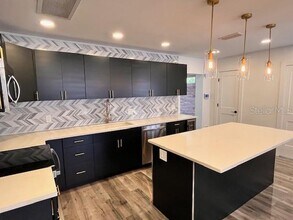205 N Mac Dill Ave in Tampa, FL - Building Photo - Building Photo