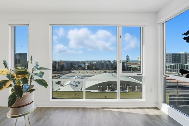 200 2nd St in Oakland, CA - Building Photo - Building Photo