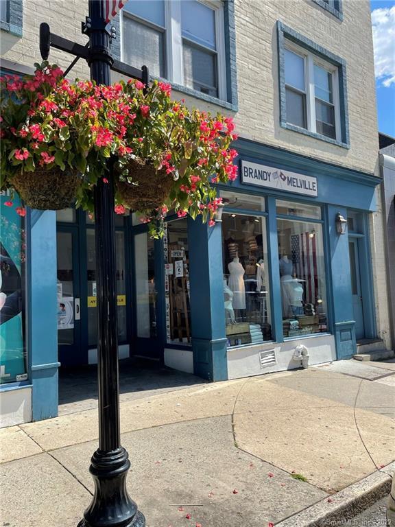 375 Greenwich Ave in Greenwich, CT - Building Photo - Building Photo