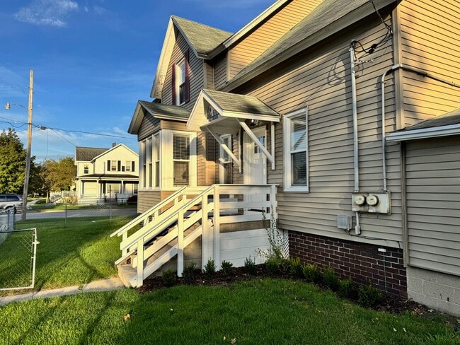 601 E Indiana St in Bay City, MI - Building Photo - Building Photo