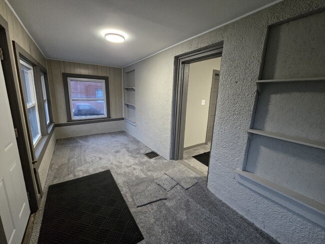 1171 S Madison Rd in Beloit, WI - Foto de edificio - Building Photo