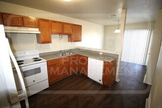 2807 Leroy Cir in Killeen, TX - Foto de edificio - Building Photo