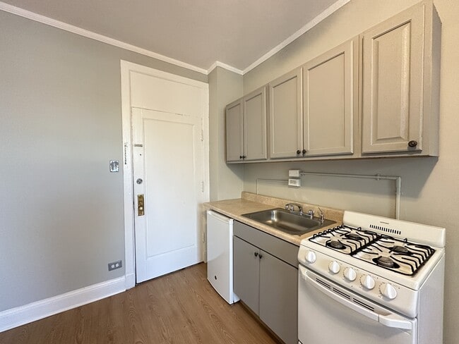 3836 N Fremont St in Chicago, IL - Building Photo - Building Photo