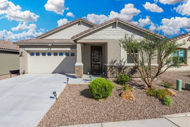 10267 E Civano Wash Trail in Tucson, AZ - Building Photo - Building Photo