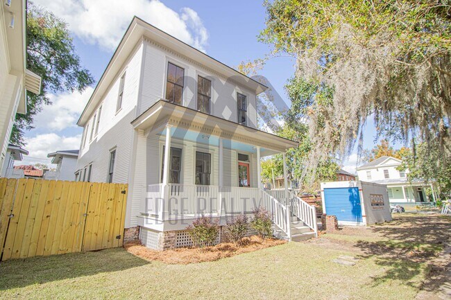 2205 Martin Luther King Jr Blvd in Savannah, GA - Building Photo - Building Photo