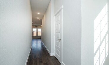 12502 Malachite Wy in Houston, TX - Foto de edificio - Building Photo