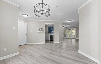 382 Bubble Creek Ct in Fayetteville, NC - Building Photo - Building Photo