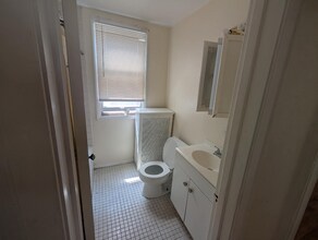 8249 S Marshfield Ave in Chicago, IL - Building Photo - Building Photo