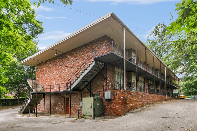 Celeste Manor in Birmingham, AL - Building Photo - Building Photo