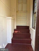 737 Polo Rd in Bryn Mawr, PA - Building Photo