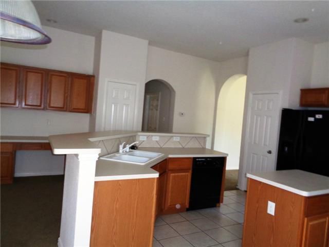 8164 Hosta Way in Fort Worth, TX - Building Photo