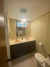 34498 N Lyvel Ave in Bayview, ID - Building Photo - Building Photo