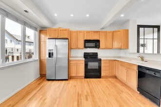 2943 W Riverwalk Cir in Littleton, CO - Building Photo - Building Photo