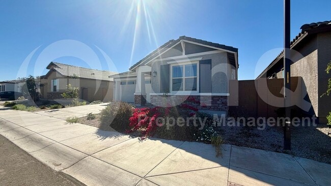 5324 S 24th Ln in Phoenix, AZ - Building Photo - Building Photo