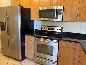 6458 Emerald Dunes Dr in West Palm Beach, FL - Building Photo - Building Photo