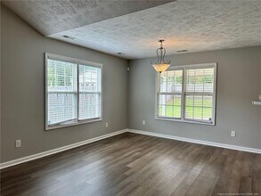 654 Hogart St in Raeford, NC - Building Photo - Building Photo