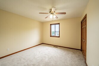 5 Edgehill Cove in Maumelle, AR - Building Photo - Building Photo