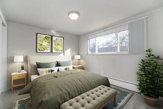 688-688 Miller Ct in Lakewood, CO - Building Photo - Building Photo