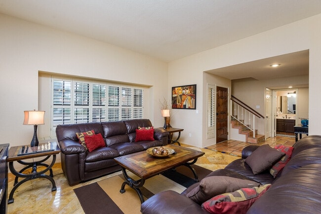 16025 N 58th Pl in Scottsdale, AZ - Building Photo - Building Photo