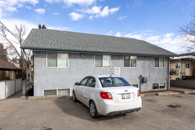 125 29 Av NW in Calgary, AB - Building Photo - Building Photo