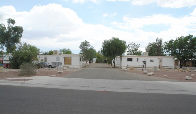 1649 W Wetmore Rd in Tucson, AZ - Building Photo - Building Photo