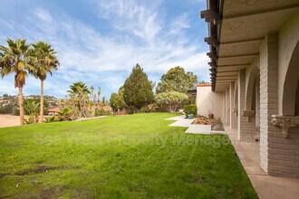 7128 Almaden Ln in Carlsbad, CA - Building Photo - Building Photo