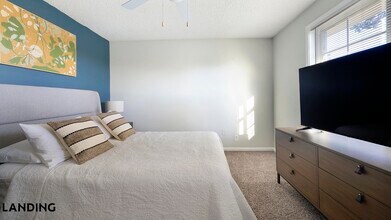 231 New Shackle Island Rd, Unit A08 in Hendersonville, TN - Foto de edificio - Building Photo