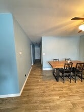 5326 S 72nd Ct, Unit #1 in Summit, IL - Foto de edificio - Building Photo