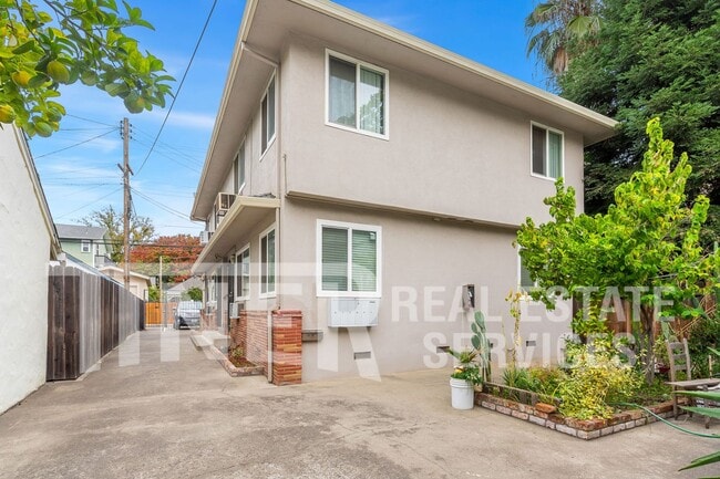 property at 1111 W St