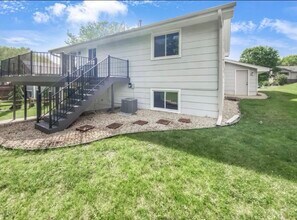3866 Westbury Dr in Eagan, MN - Building Photo - Building Photo