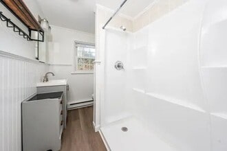 14 Old Mayfair Rd in Dennis, MA - Building Photo - Building Photo