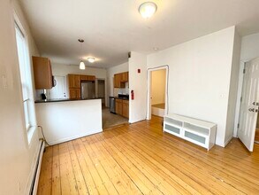 53 Delle Ave, Unit 2 in Boston, MA - Foto de edificio - Building Photo